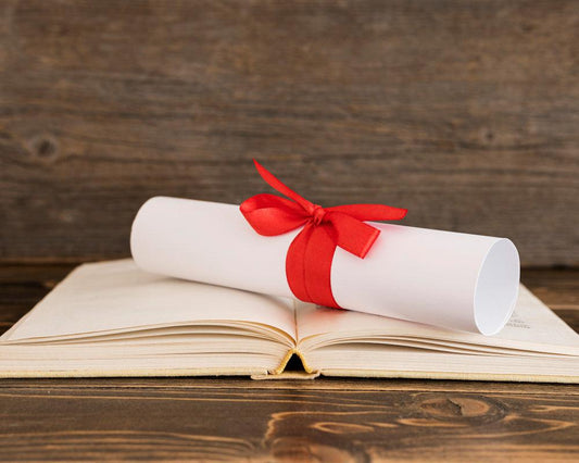 education-diploma-certificate-open-book